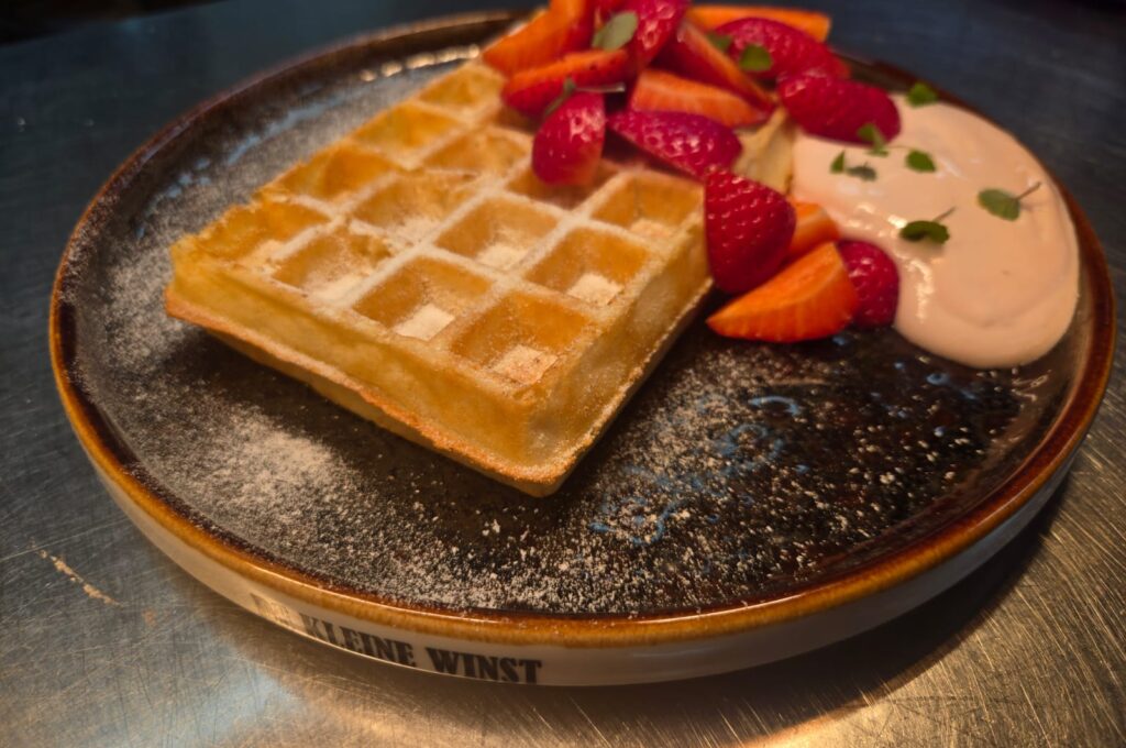 Luxe Gebak wafel aardbei 2